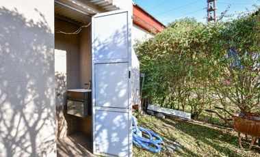 CASA EN VENTA LA PLATA ETCHEVERRY 3 DORMITORIOS