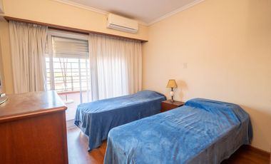 Excelente piso 3 dorm. en Venta San Jerónimo 2500