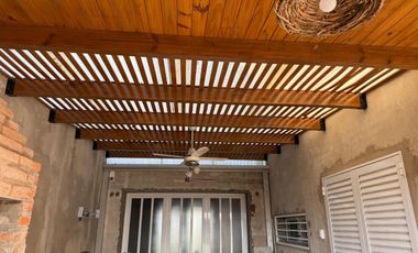 CASA IDEAL PARA PROYECTAR TU HOGAR EN FRANCK