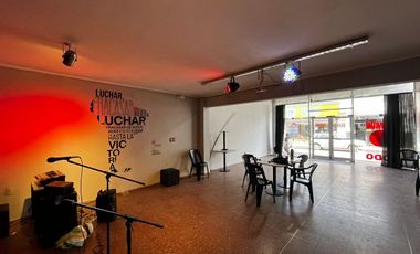 SE VENDE GRAN LOCAL EN EL CENTRO DE SANTA FE