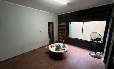 SE VENDE GRAN LOCAL EN EL CENTRO DE SANTA FE