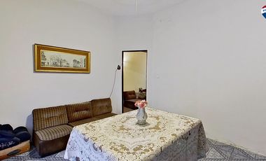 CASA 3 AMBIENTES CON COCHERA PATIO SARANDI VENTA