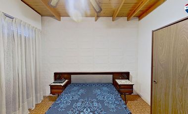 CASA 3 AMBIENTES CON COCHERA PATIO SARANDI VENTA