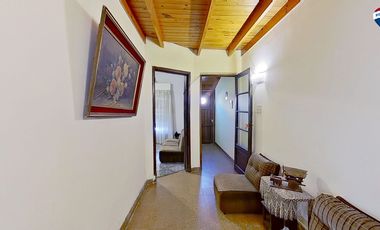 CASA 3 AMBIENTES CON COCHERA PATIO SARANDI VENTA