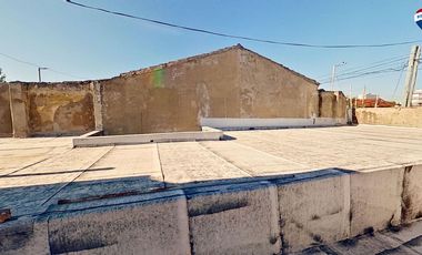 CASA 3 AMBIENTES CON COCHERA PATIO SARANDI VENTA