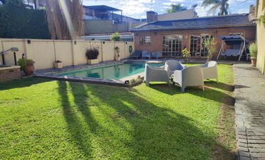 Venta Casa Jardín 3 Dormitorios Apto Crédito 433M2