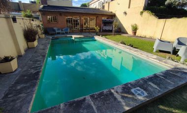 Venta Casa Jardín 3 Dormitorios Apto Crédito 433M2