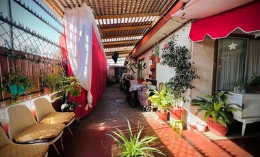 Casa en Venta en San Francisco y Federico Errázuriz