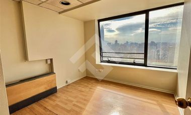Oficina en Arriendo en Av Nueva Providencia / Marchant Pereira