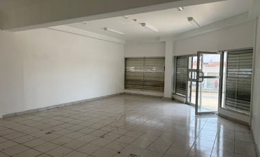Local en Renta Av. Independencia Esq. Quevedo. Col. Puerto México. Coatzacoalcos, Ver.