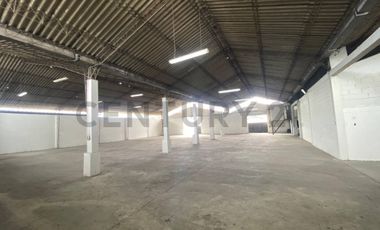 Amplia bodega en alquiler – Km 7 ½ Vía a Daule