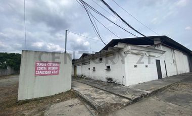 Amplia bodega en alquiler – Km 7 ½ Vía a Daule