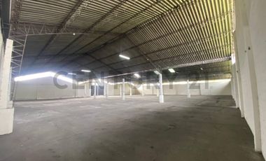 Amplia bodega en alquiler – Km 7 ½ Vía a Daule