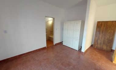 Casa en alquiler en Lanus Oeste