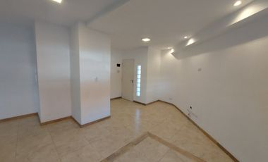 Casa en alquiler en Lanus Oeste