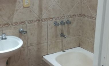 Casa en alquiler en Lanus Oeste