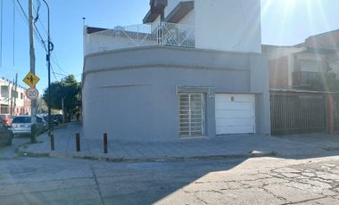 Casa en alquiler en Lanus Oeste