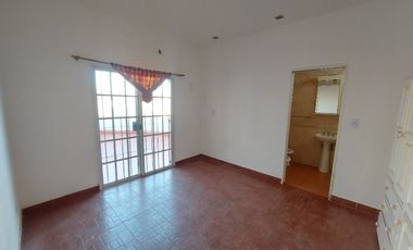 Casa en alquiler en Lanus Oeste