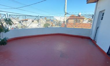 Casa en alquiler en Lanus Oeste