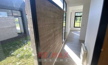 CASA 4 AMBIENTES EVERLINKS CLUB Y GOLF LUJAN