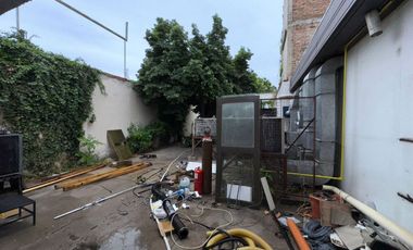 Terreno con construcción en venta en ciudad