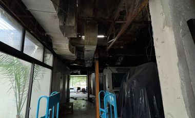 Terreno con construcción en venta en ciudad