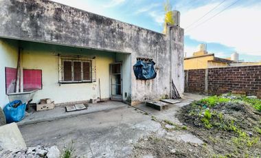 CASA 3 AMBIENTES EN VENTA FLORENCIO VARELA