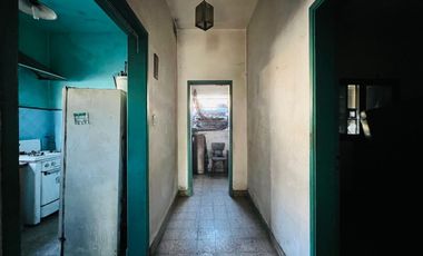CASA 3 AMBIENTES EN VENTA FLORENCIO VARELA
