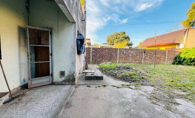 CASA 3 AMBIENTES EN VENTA FLORENCIO VARELA