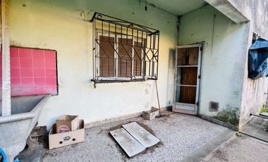 CASA 3 AMBIENTES EN VENTA FLORENCIO VARELA
