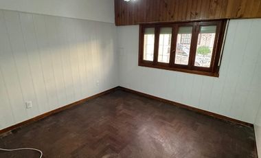Casa en alquiler en Zapiola