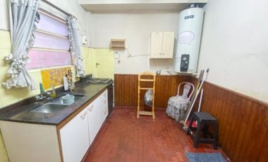 VENTA PH 3 AMB C/PATIO Y TERRAZA -MORON
