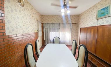 VENTA PH 3 AMB C/PATIO Y TERRAZA -MORON
