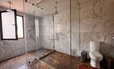Renta casa premium en Metepec con cine y gimnasio
