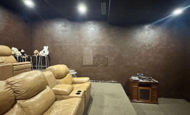Renta casa premium en Metepec con cine y gimnasio