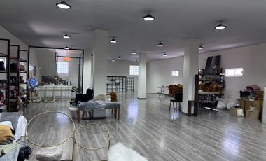 Renta edificio para escuela u oficinas, cercano a las Torres, Metepec