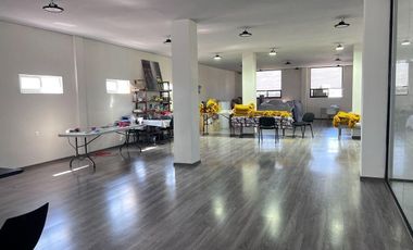 Renta edificio para escuela u oficinas, cercano a las Torres, Metepec