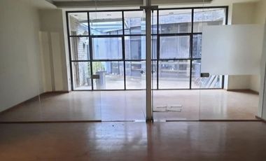 OFICINA EN RENTA