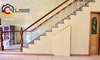 Spacious 6-Bedroom Home for Rent in Malabanias – Free Wi-Fi & Water!