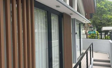 For Sale 4 Bedrooms in BF Homes Parañaque House at Parañaque City