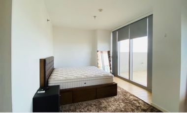 For Rent: 3-Bedroom 3BR Condo in Mandaluyong City at One Shangri-la Place