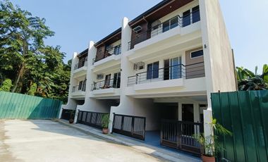 EXTENDED SUMMER PROMO Move In Ready: Luxury Townhouse Unit in Merville Parañaque