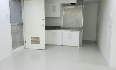 For Rent Spacious Two-Storey with Three Bedroom House in Makati City