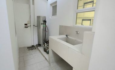 For Rent Spacious Two-Storey with Three Bedroom House in Makati City