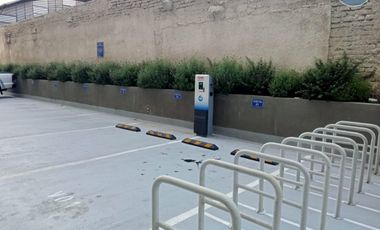 Arriendo de exclusivo departamento 2d + Estacionamiento.