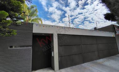 VENTA CASA DE UNA SAOLA PLANTA EN VILLAS DEL MESON CON CUARTO DE SERVICIO