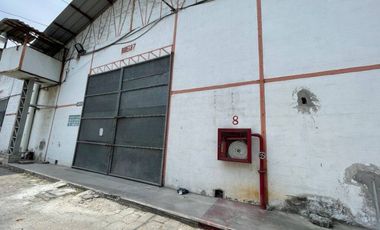 ALQUILER BODEGA 306.74M2 DENTRO DE COMPLEJO - VIA A DAULE