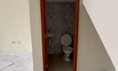 Alquiler local / Ofi-bodega 120m2- Av. Juan Tanca Marengo, dentro de plaza