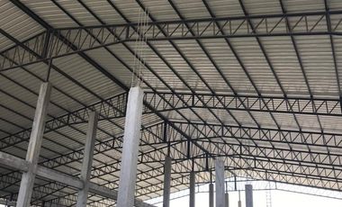 Venta bodega industrial 4000m2 La Libertad.
