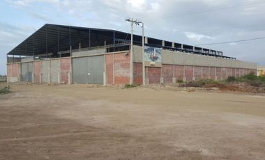 Venta bodega industrial 4000m2 La Libertad.